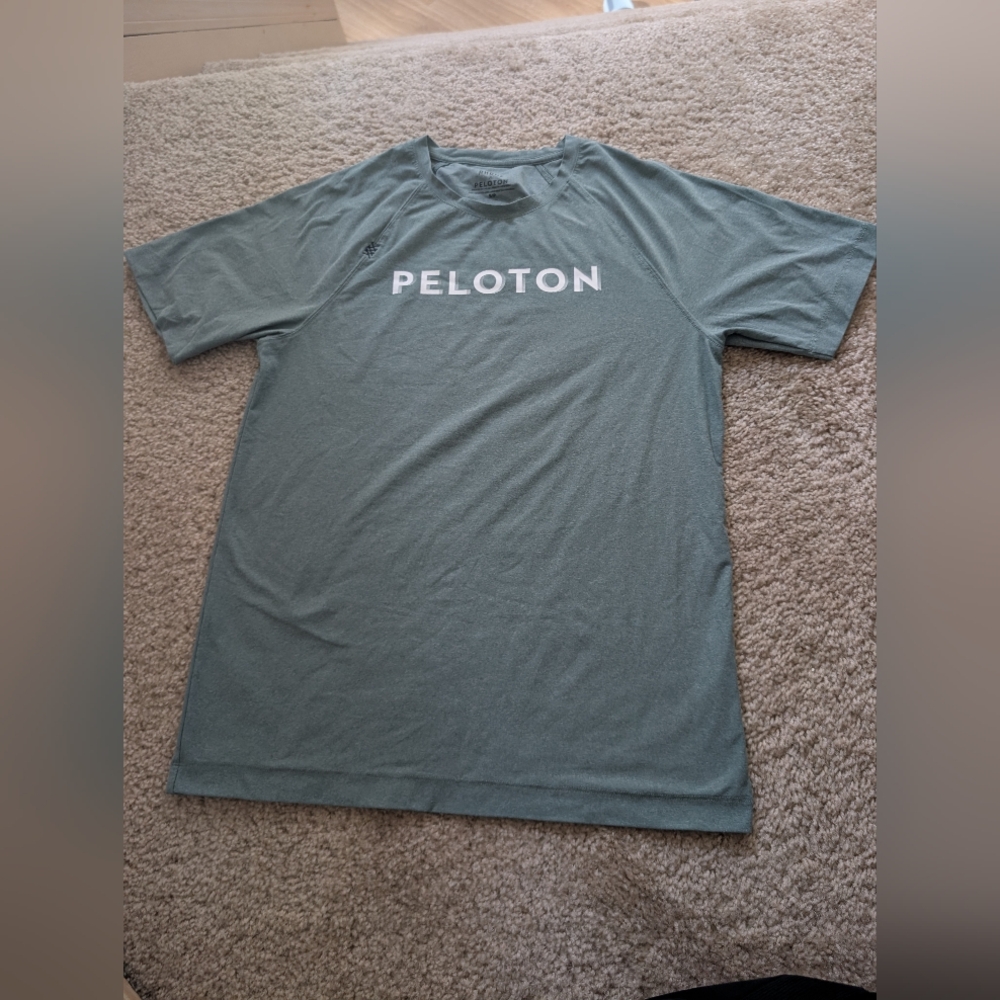 EUC Men's Rhone X Peleton Active T-Shirt - Heathered Sage, Small